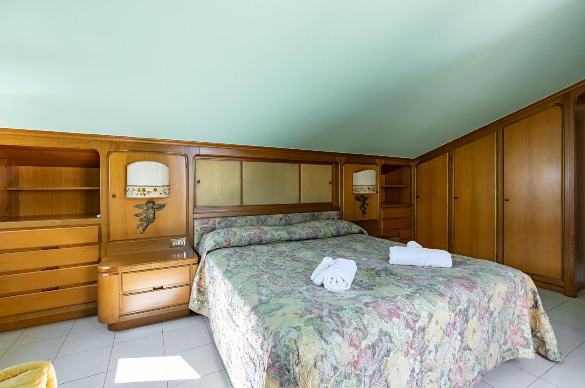 Two-Levels Apartment With Terrace And Parking ヴィアレッジョ エクステリア 写真