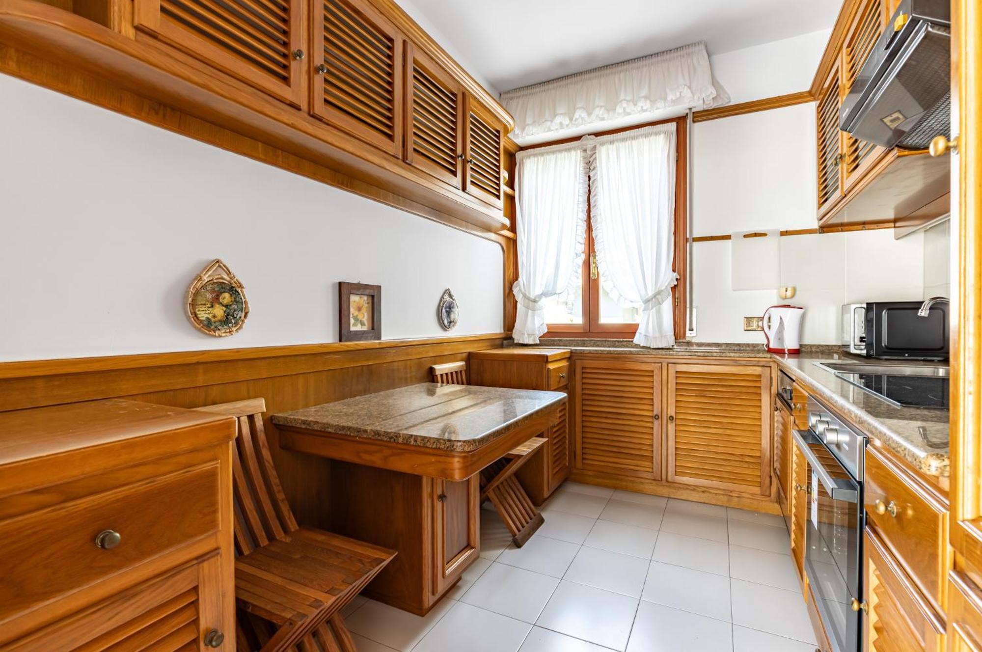 Two-Levels Apartment With Terrace And Parking ヴィアレッジョ エクステリア 写真