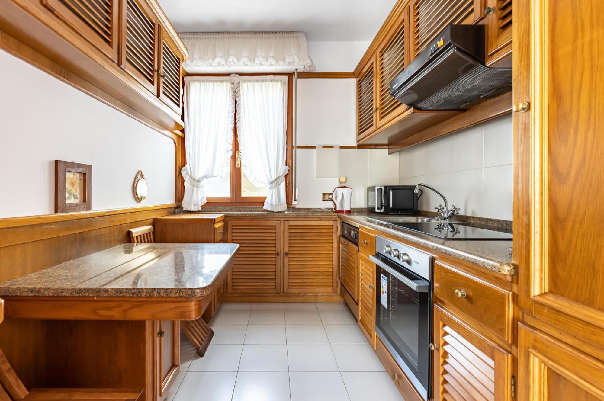 Two-Levels Apartment With Terrace And Parking ヴィアレッジョ エクステリア 写真